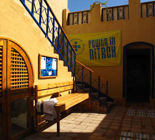 Innenhof Extra Divers Tauchbasis