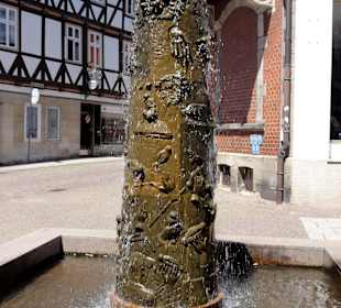 Brunnen vor dem Rathaus