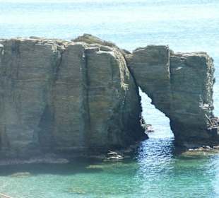 Alexanderhouse, Felsenküste