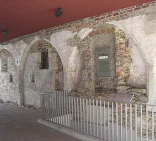 Arkadenwand