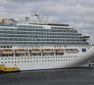 Costa Pacifica am Ostseekai