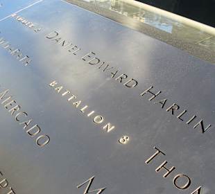 Beim 9/11 Memorial