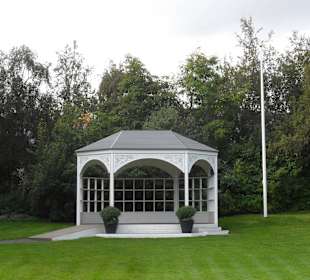 Pavillon im Garten