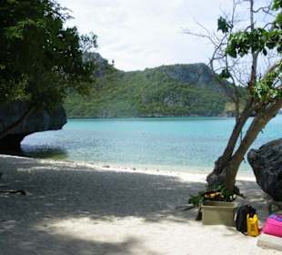 Insel mit Smaragdsee