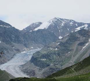 Gletscher mit Hubschrauber