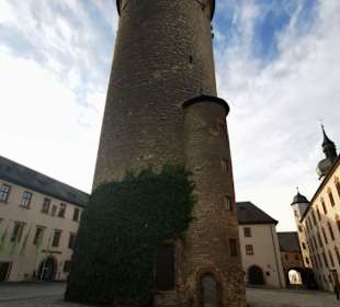 40 m hoher Bergfriedturm