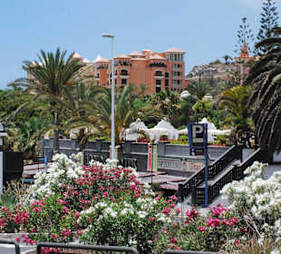 Otoczenie między plażami El Duque i Fańabe