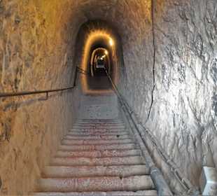 Der "Weg der 1000 Stufen" zum Fort Liberia