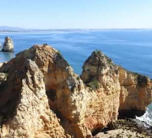 Fantastische Felsformationen bei Ponta da Piedade