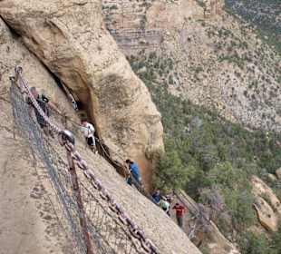 Balcony House Weg retour zum Parkplatz