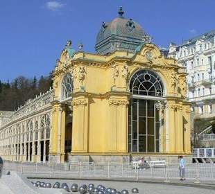 Kolonada / Singender Brunnen