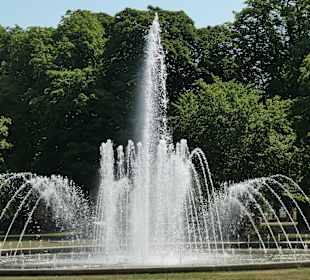 Der beliebte Springbrunnen in den Wehranlagen