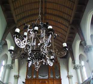 Der Leuchter in der Kirche