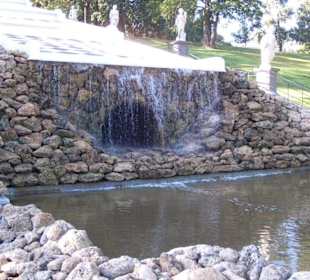 Schachbrett Wasserläufe Peterhof