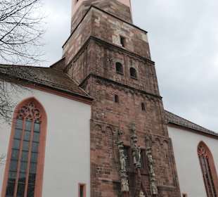 Die Stiftskirche in Baden-Baden am Marktplatz