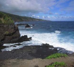 Brandung unterhalb der Oheo Gulch