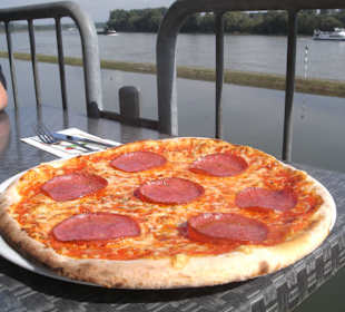 Sehr leckere Pizza 