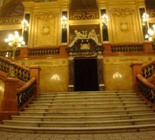 Treppe beim Eingang