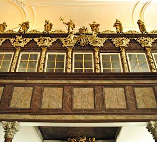 Замок Ойтин.