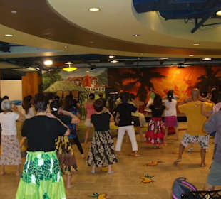 Überall kann man den Hula lernen