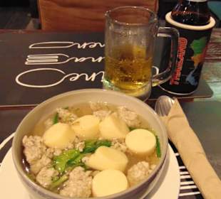 Noi's Bar & Grill in Hua Hin, Soi 94