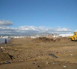 Säuberungsaktion am Strand 