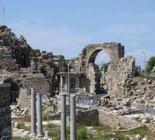 Side altes Tor zum Hafen