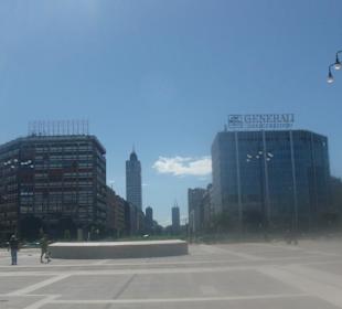 Piazza della stazione centrale, Mlano