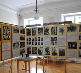 Wystawa Fundacji Krzyżowa.