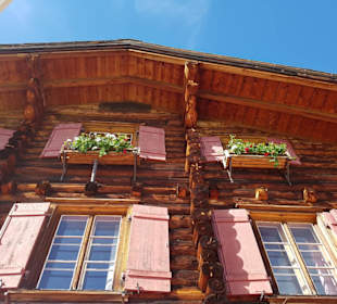 Gepflegtes Gebäude