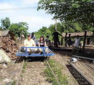 Fahrt im Bamboo Train