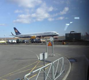 Am Flughafen Keflavík