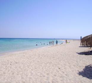 Der lange Sandstrand