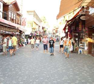 Einkaufsstrassen in Side