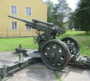 Auf dem Gelände des Militärmuseums Lesany