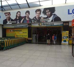 Preiswerter und gut sortierter Supermarkt