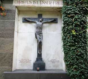 Rundgang über den Evangelischen Friedhof