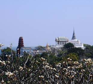 Phra That Chom Phet