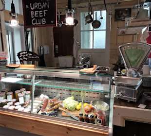 Rundgang durch die Markthalle Acht