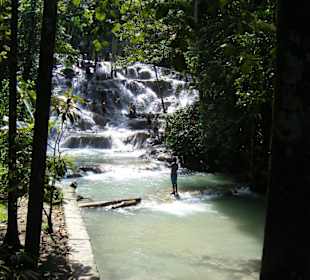 Der 350 meter hohe Tower