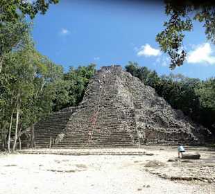 Tour Coba