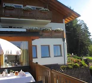 Frühstücksterrasse im Hotel Tann****