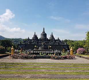 Nahe gelegener Tempel