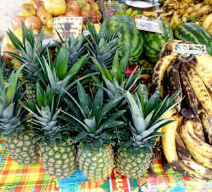 Impressionen vom Markt in Sainte-Anne