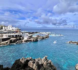 Vulkanbecken in Porto Moniz