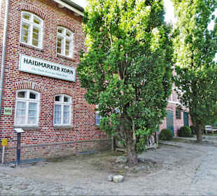 Rundgang durch das Freilichtmuseum am Kiekeberg