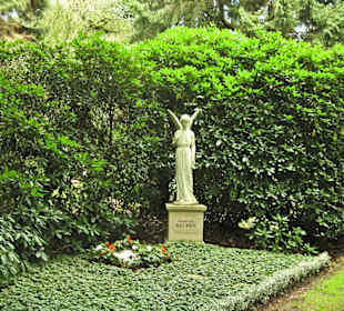 Кладбище Ольсдорф, Гамбург, 16 сентября 2013 года