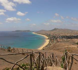 9 km langer gelber Sandstrand