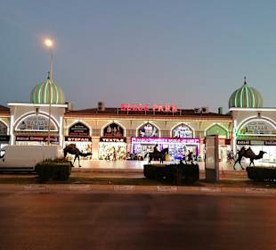 Selge Park Shopping Center