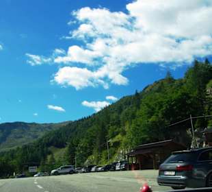Gute Parkmöglichkeiten am Plöcken
